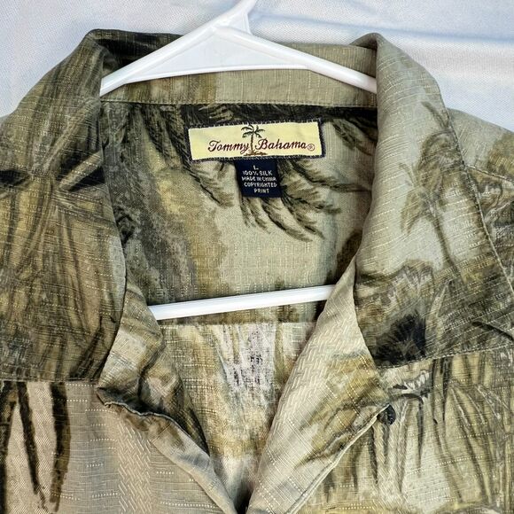 Tommy Bahama Men's Green Palm Tree 100% Silk Polo Size L - Picture 2 of 4